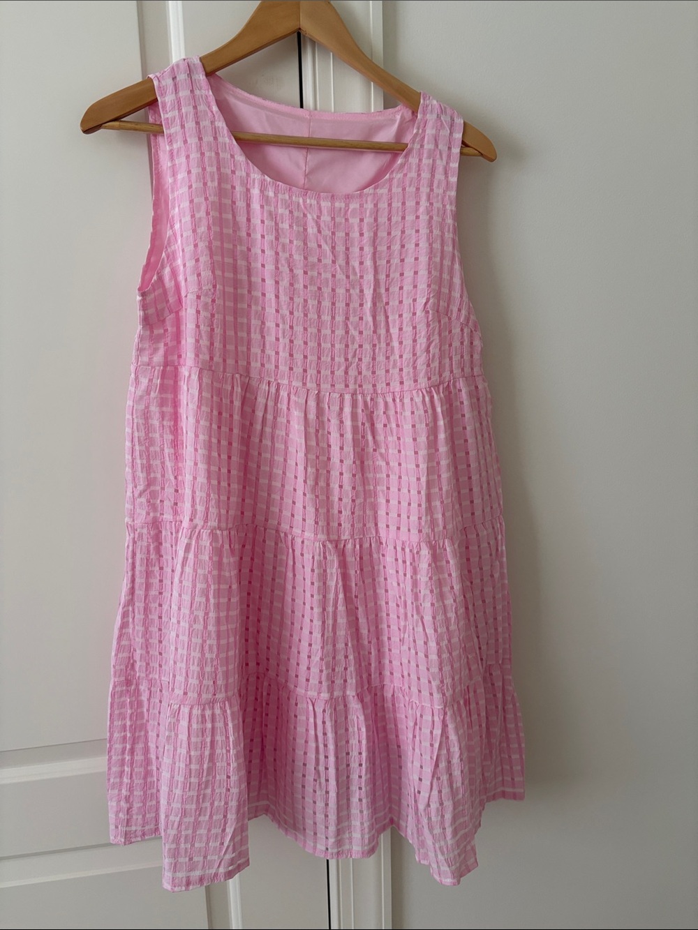 Sleeveless Pink Tiered Casual Dress